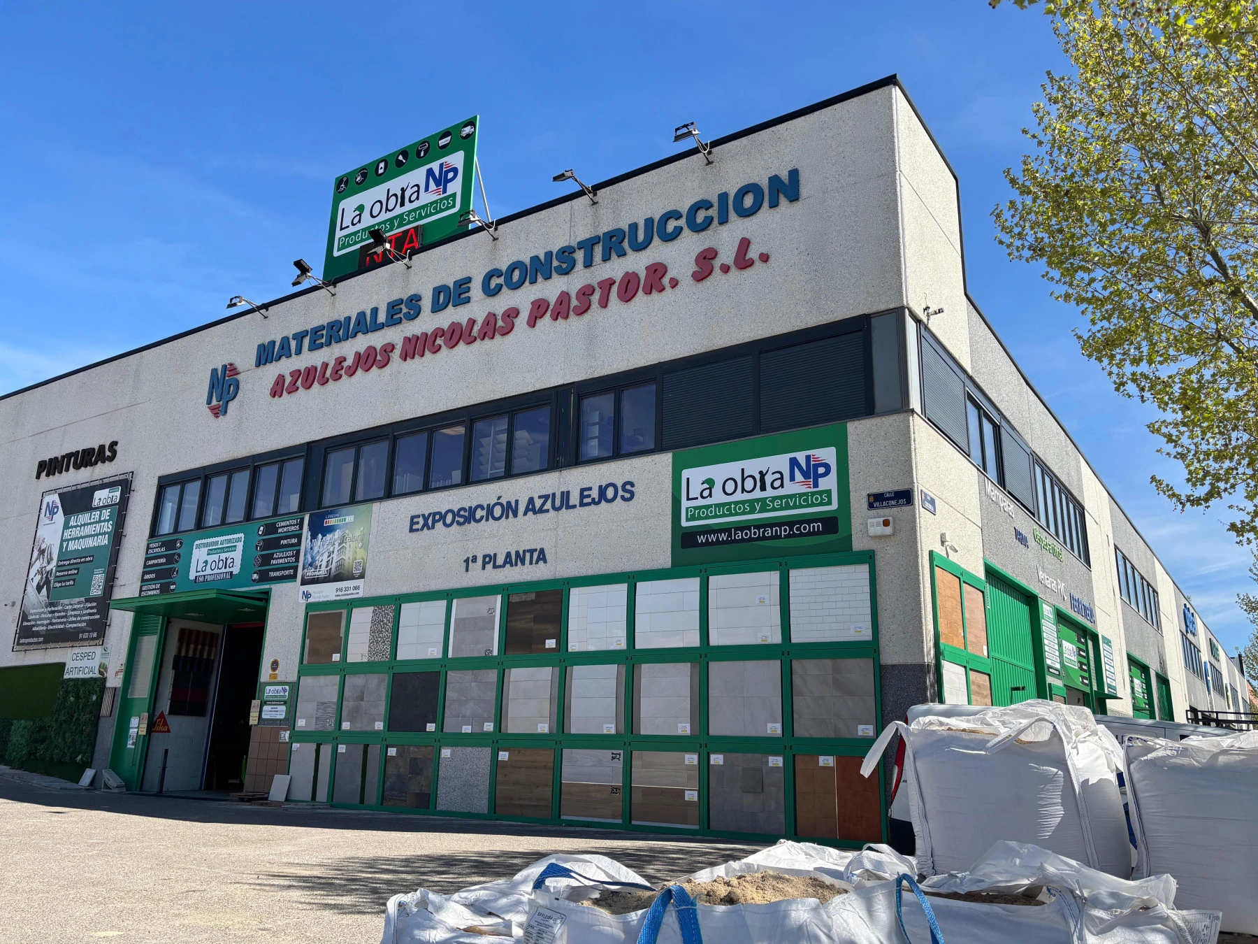 LA OBRA NICOLÁS PASTOR - Construcción