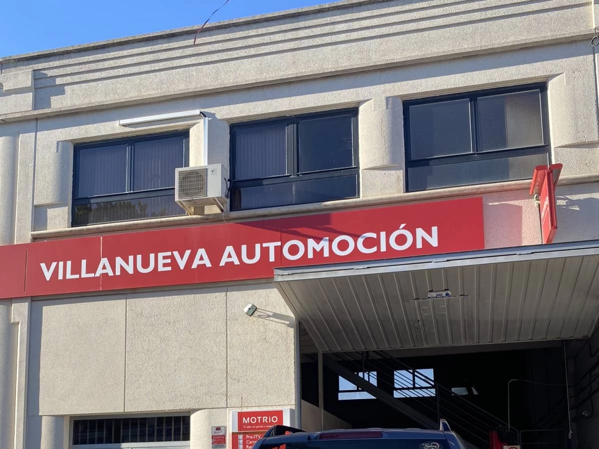 Villanueva Automocion SL - Foto 6