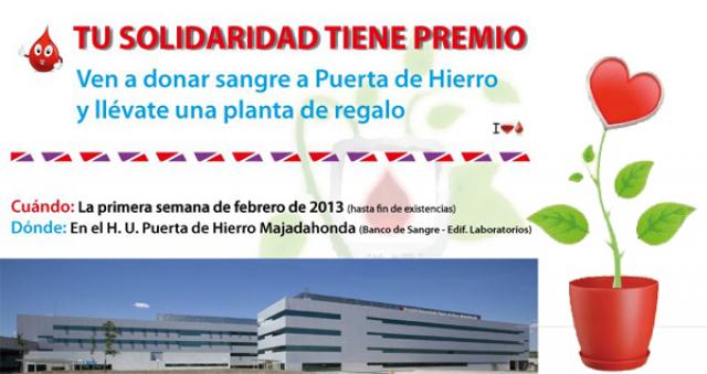 
                                                    El Hospital Puerta de Hierro de Majadahonda premia la donación de sangre con una planta de regalo