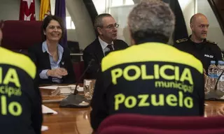 El Ayuntamiento trabaja en políticas de prevención con menores a través de una unidad especial de la Policía