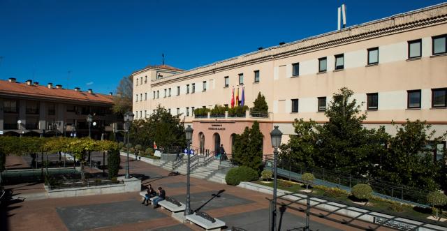 
                                                    El Ayuntamiento de Pozuelo pone en marcha un servicio de coaching profesional dirigido a titulados desempleados