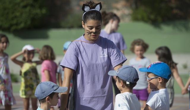 
                                                    El Ayuntamiento favorece la conciliación y el aprendizaje del inglés durante el verano