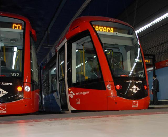 
                                                    Actos vandálicos en el Metro Ligero por segunda vez durante la huelga