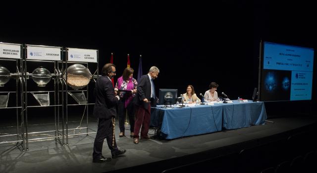 El Ayuntamiento de Pozuelo sortea las 18 viviendas de alquiler con opción a compra para jóvenes en Húmera