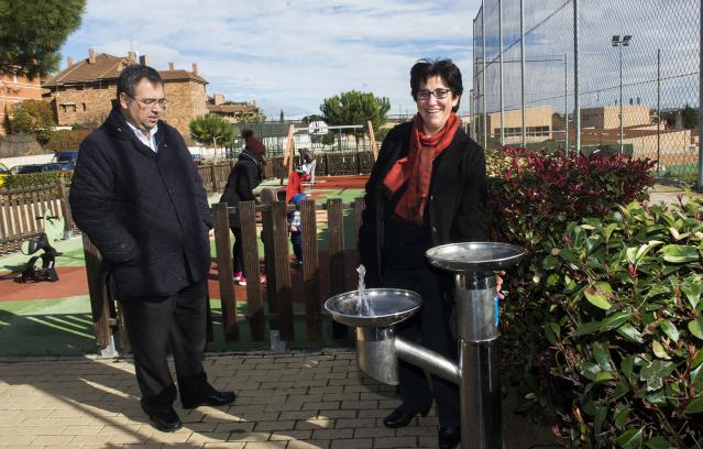 Dos parques de Pozuelo contarán con las dos primeras fuentes accesibles a personas con movilidad reducida