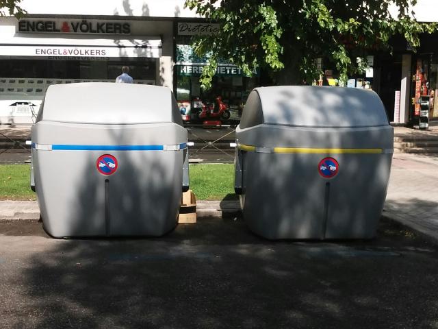 Pozuelo de Alarcón prueba 30 nuevos contenedores de basura menos ruidosos, más resistentes y con mayor capacidad de recogida