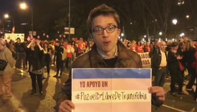 Políticos, activistas y vecinos se movilizan contra la transfobia en Pozuelo