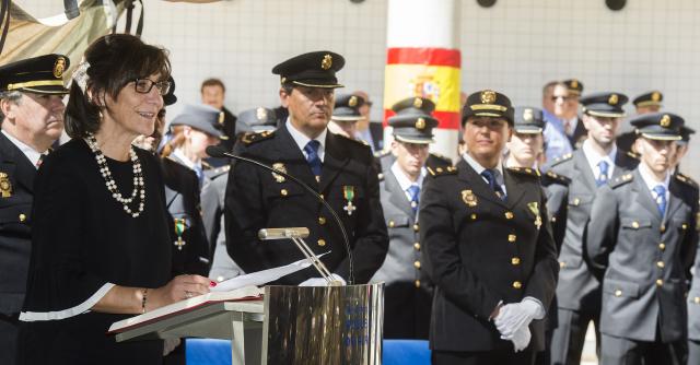 La alcaldesa de Pozuelo destaca el compromiso con España de la Policía Nacional en el día de su festividad