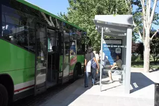 Dos nuevos servicios de autobús en Pozuelo mejorarán la conexión de los vecinos de La Cabaña, Montegancedo y Villasierra