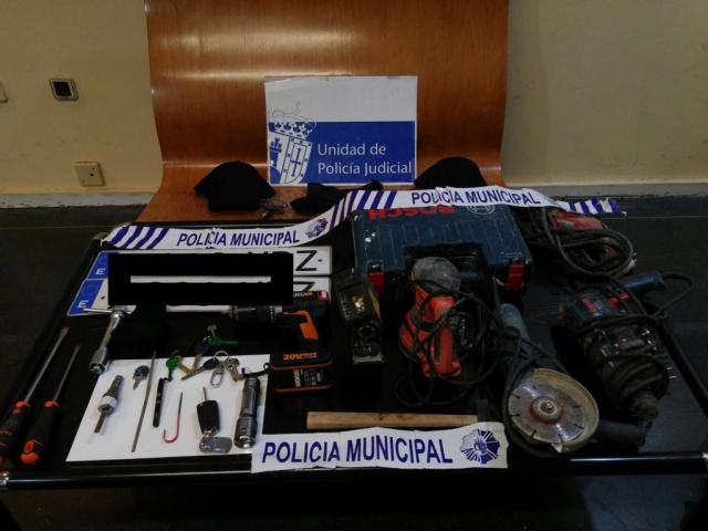 La Policía Municipal de Pozuelo detiene a dos hombres y recupera dos vehículos robados tras una persecución por la ciudad 