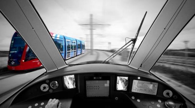 Un estudio determina que el 89,4% de los usuarios valora de forma satisfactoria el servicio de Metro Ligero Oeste