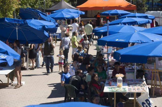 La Asociación Vecinos por Pozuelo muestra su indignación por el cambio de ubicación de la feria de asociaciones