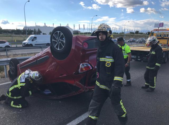 Dos heridos en un aparatoso accidente en Pozuelo