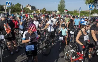 La Fiesta de la Bicicleta celebrada en Pozuelo de Alarcón reunió más de un millar de participantes