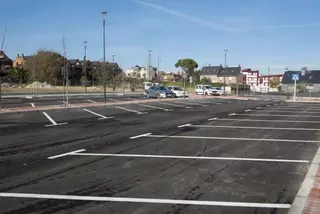 Abre al público el aparcamiento de la Calle Diamante
