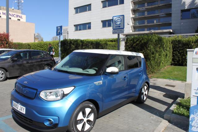 
                                                    El Ayuntamiento de Pozuelo amplía su flota de vehículos con un nuevo coche eléctrico