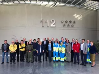 El Centro de Emergencias 112 de Pozuelo recibe la visita del Teniente de Alcalde y la  presidenta de la Comunidad de Madrid