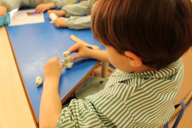 La Comunidad de Madrid suspende las clases en guarderías, colegios, institutos y universidades para tratar de contener el coronavirus