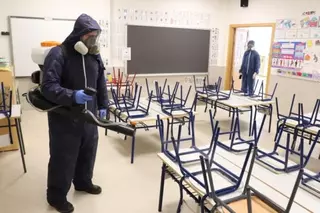 Pozuelo activa un plan especial de desinfección de los ocho colegios públicos de la ciudad