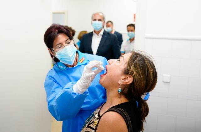 
                                                    2,2% de positivos asintomáticos en las pruebas PCR aleatorias