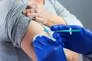 Aprobada la propuesta del PSOE para poner en marcha un Plan de Apoyo a los Centros de Salud con la vacunación del Covid19
