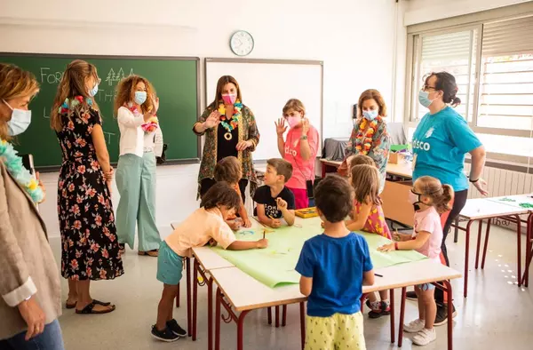 Pozuelo abre la segunda convocatoria de ayudas directas de 100 euros por hijo para material escolar