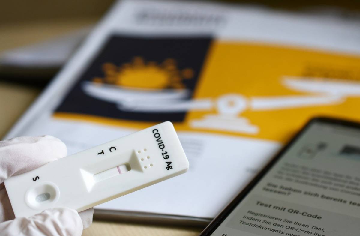 Baja laboral por COVID-19 con test de antígenos: Cómo solicitarla en la Comunidad de Madrid