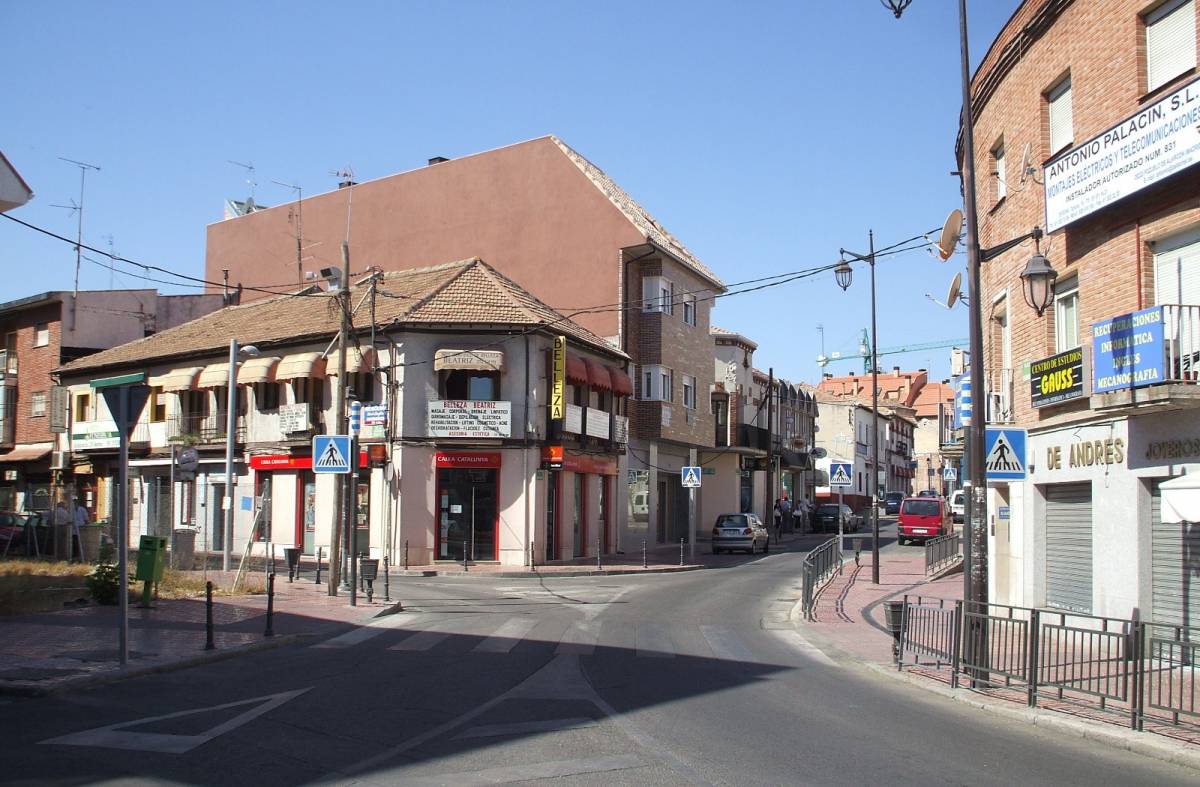 
                                                    El Ayuntamiento habilita un aparcamiento provisional para los comerciantes y clientes de La Estación