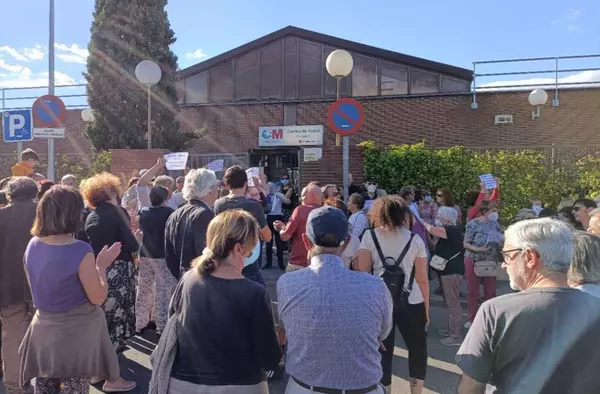 La Comunidad de Madrid da marcha atrás y anuncia que volverá a abrir las Urgencias de la Calle Emisora de Pozuelo