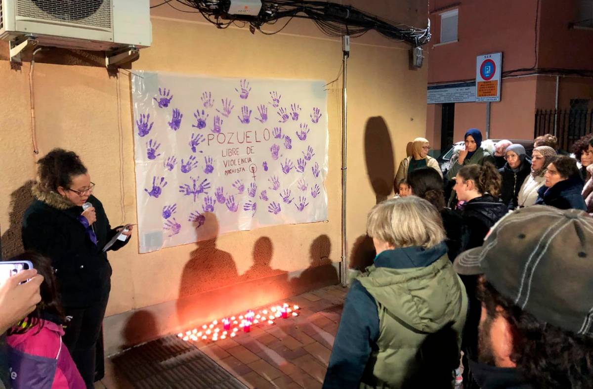 Pozuelo recuerda a Lobna, la vecina asesinada por su marido, en un homenaje organizado por Somos