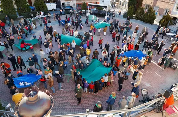 Pozuelo ha celebrado una de sus tradiciones más antiguas: el Manteo del Pelele