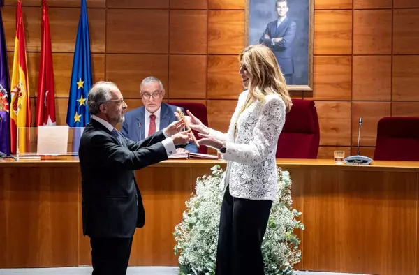 Paloma Tejero, proclamada nueva alcaldesa de Pozuelo de Alarcón