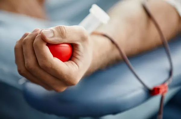 El Hospital Puerta de Hierro celebra un Maratón de Donación de Sangre de dos días