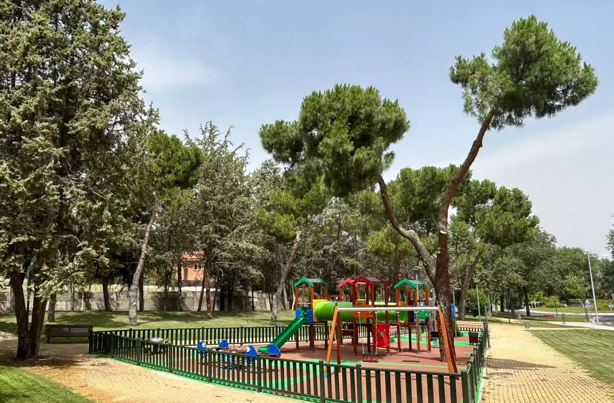 Los parques de Pozuelo permanecerán cerrados este fin de semana por fuertes vientos