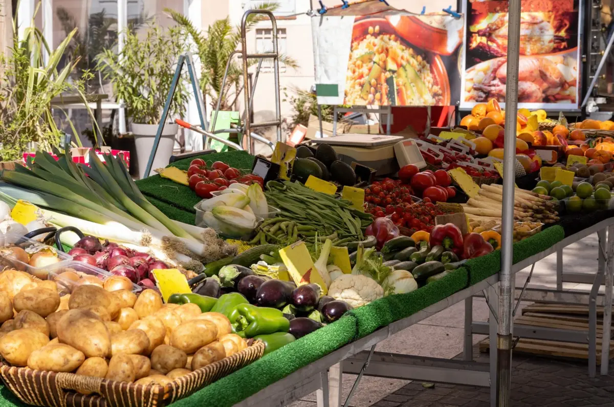 Pozuelo celebra este domingo dos mercados con productos de la región, moda, bisutería, complementos y decoración