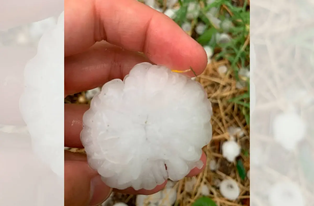 Impresionante tormenta de granizo 'como pelotas de ping pong' en Majadahonda y Pozuelo