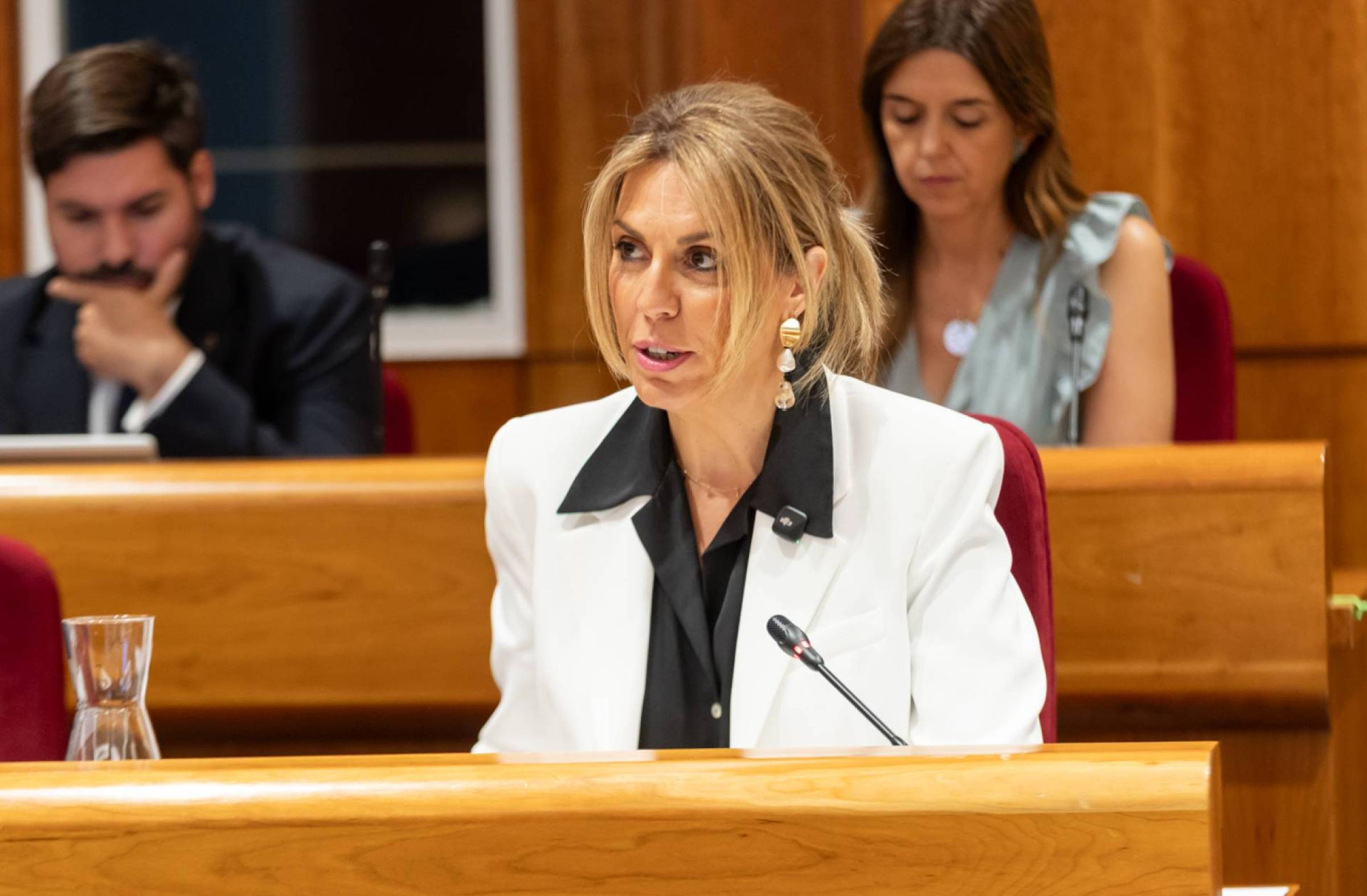 La alcaldesa califica de "temeraria" la decisión de trasladar 400 menores inmigrantes al CREADE de Pozuelo 