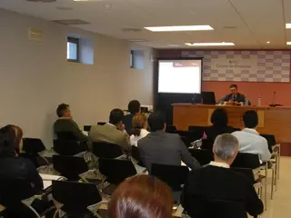 Pozuelo ofrece formación a través de cursos y seminarios dirigidos a emprendedores, comerciantes y empresarios