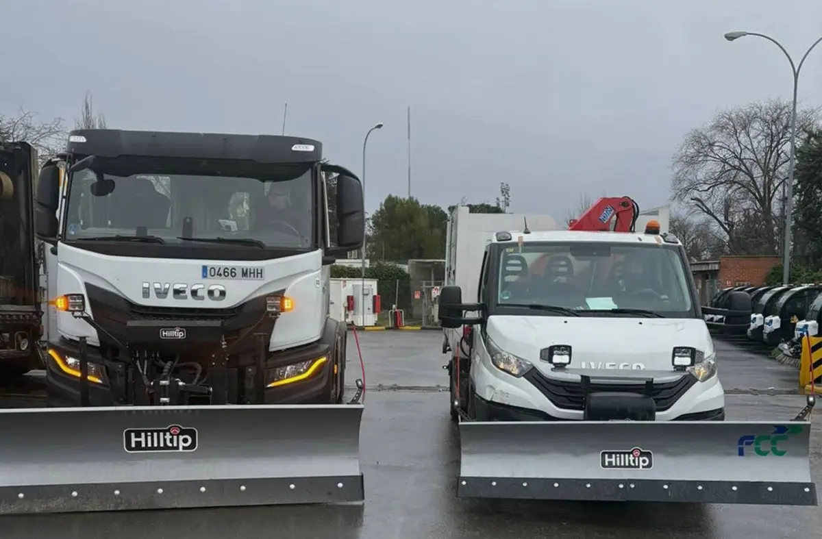 Pozuelo afronta la ola de frío con 80 toneladas de sal y reparto gratuito entre los vecinos