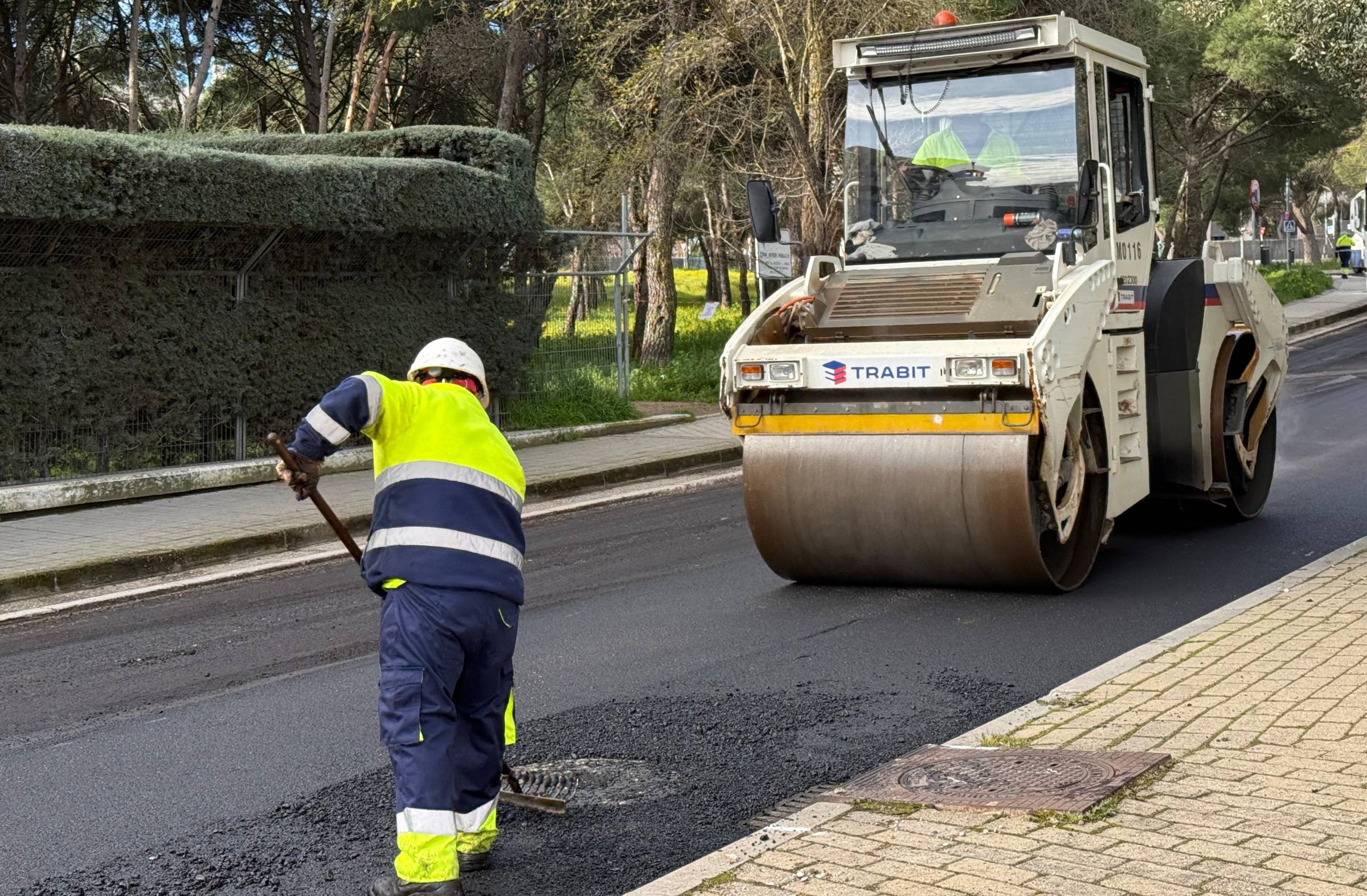 Cortes y desvíos de tráfico en Pozuelo durante la Semana Santa por trabajos de asfaltado 