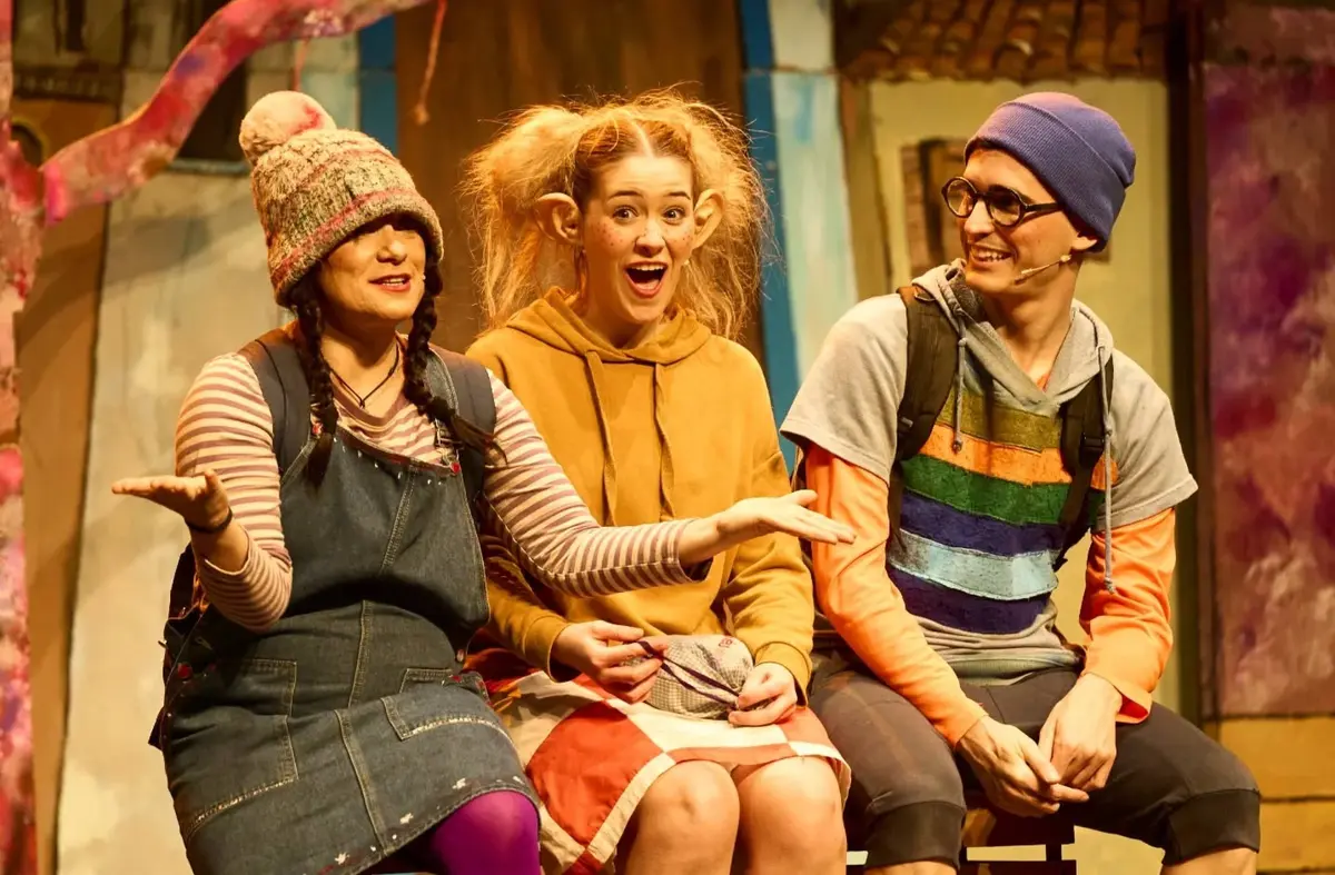 TEATRO MUSICAL INFANTIL. 'Orejas de mariposa'. 26 de Abril en Majadahonda