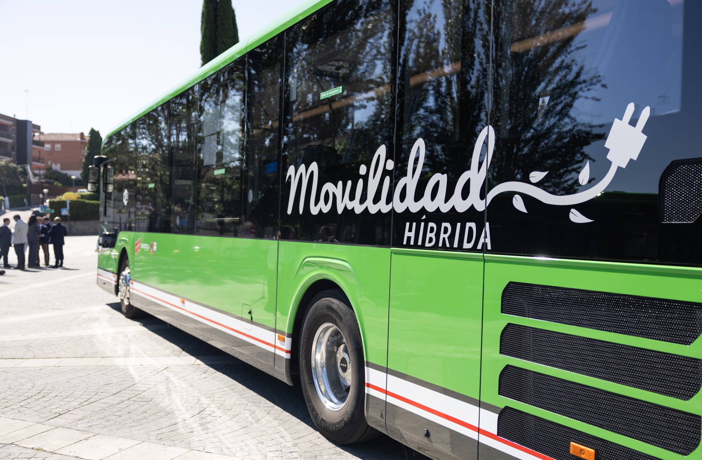 
                                                    Más autobuses para dos líneas que conectan Pozuelo y Moncloa