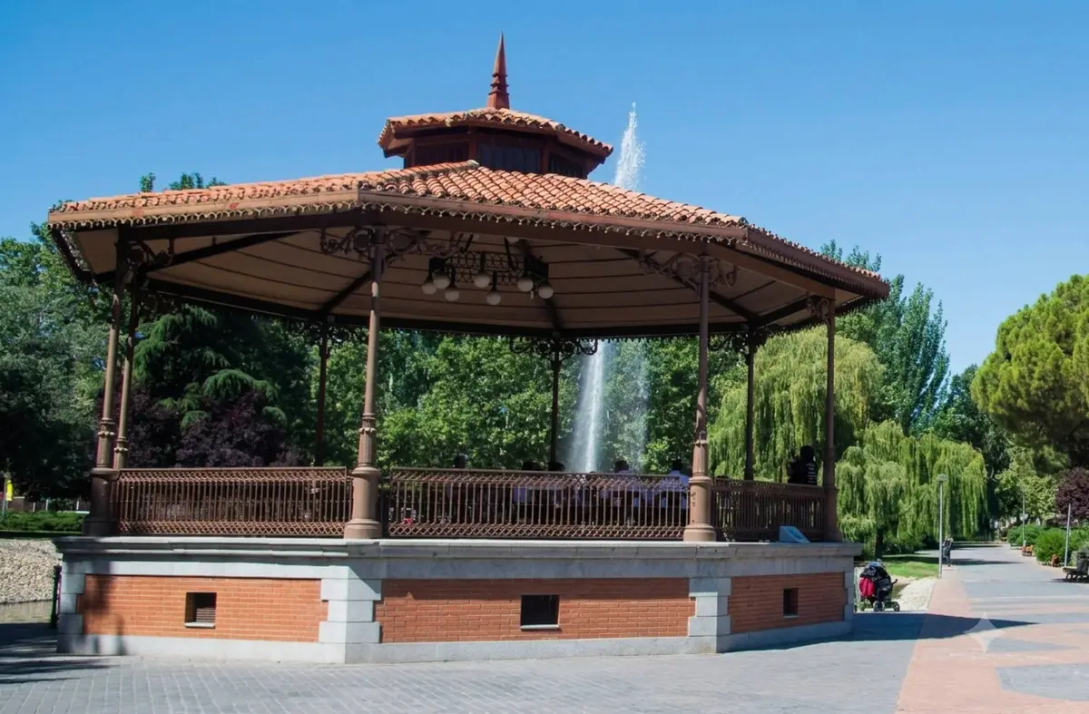     Pozuelo estrena un ciclo de bandas municipales y música en el templete del Parque Alcalde José Martín-Crespo Díaz 