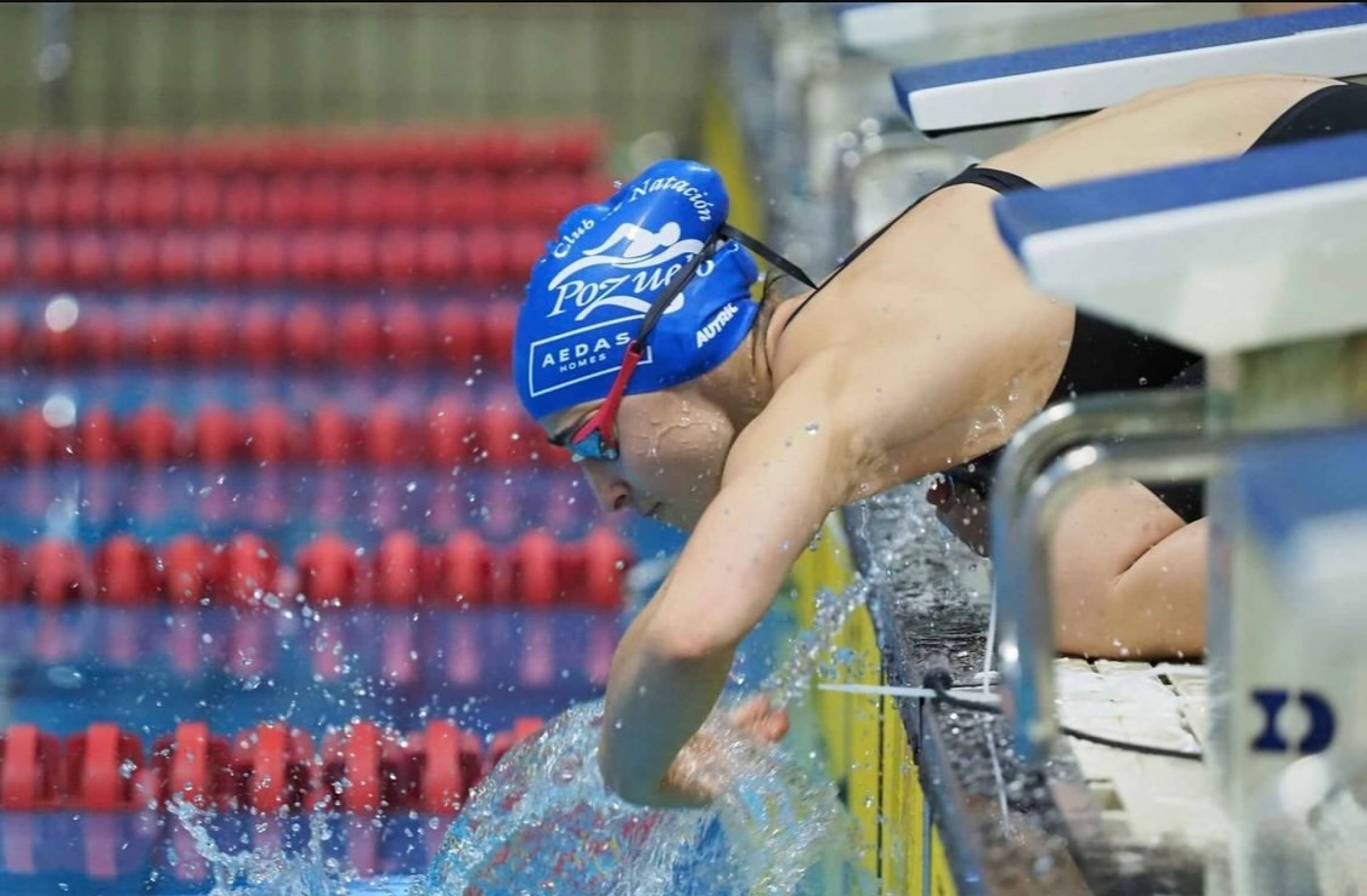 
                                                    El Club de Natación Pozuelo recibe un Premio Siete Estrellas de la Comunidad de Madrid por su labor en el deporte inclusivo