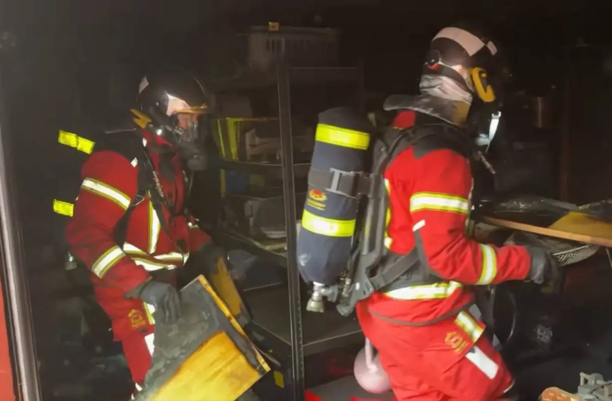 Un incendio en un chalet de Pozuelo moviliza a cuatro dotaciones de Bomberos