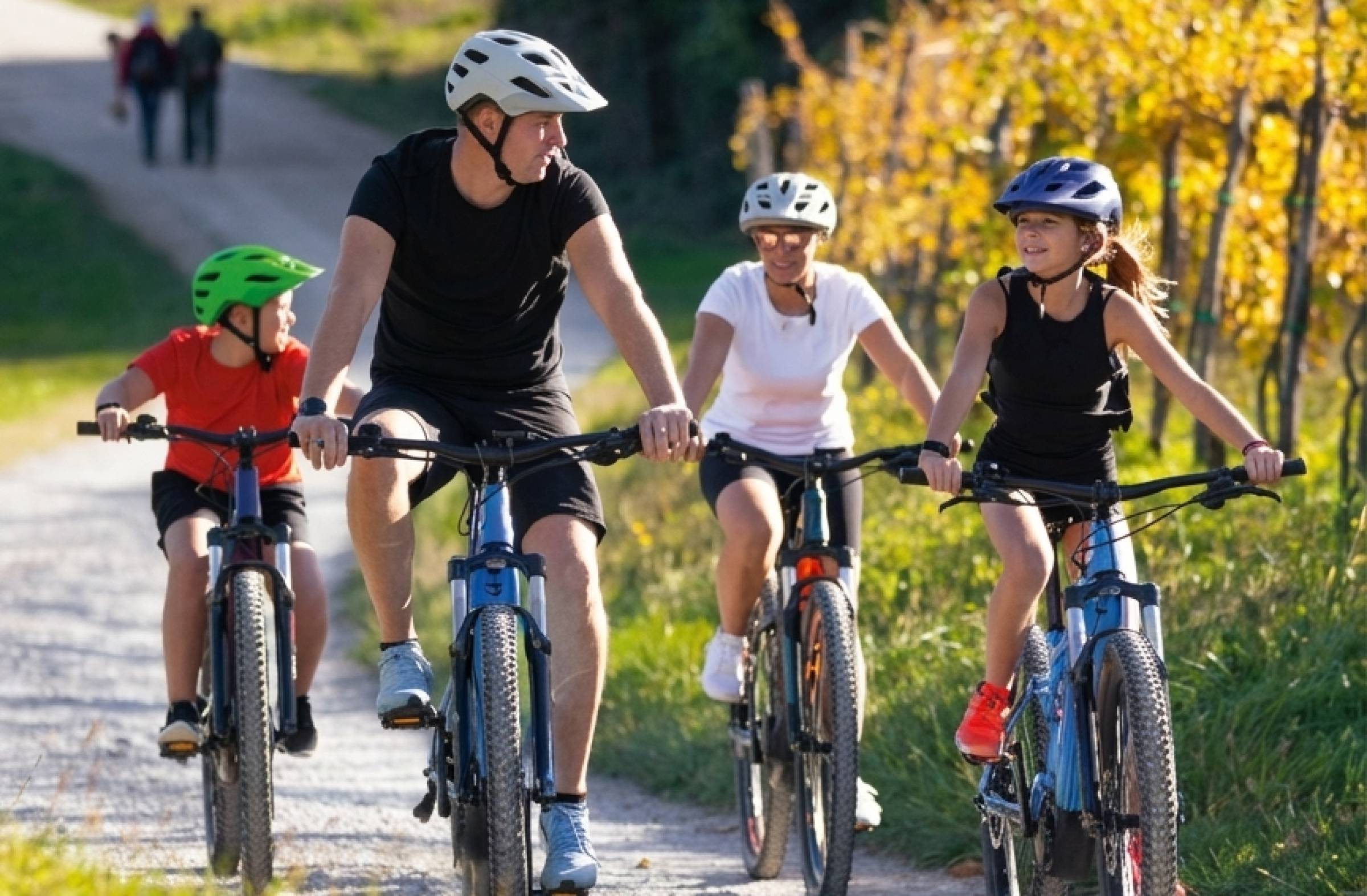 
                                                    La 'Fiesta de la Bici' toma las calles de Pozuelo este domingo: recorrido, horario e inscripciones