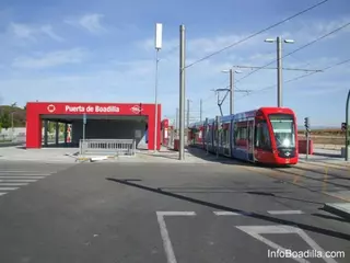 Un notable para el Metro Ligero, según sus usuarios