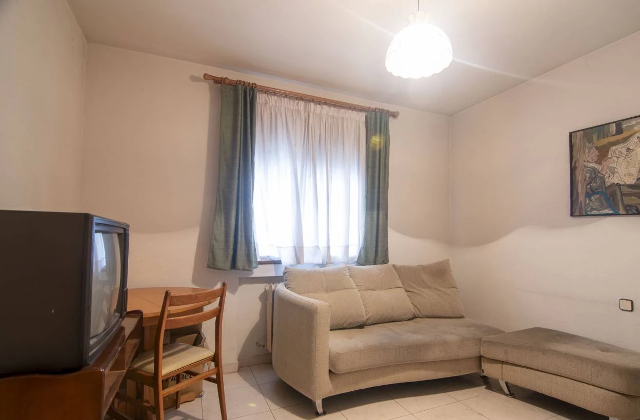 CHALET INDIVIDUAL CON PISCINA EN VALDEMORILLO