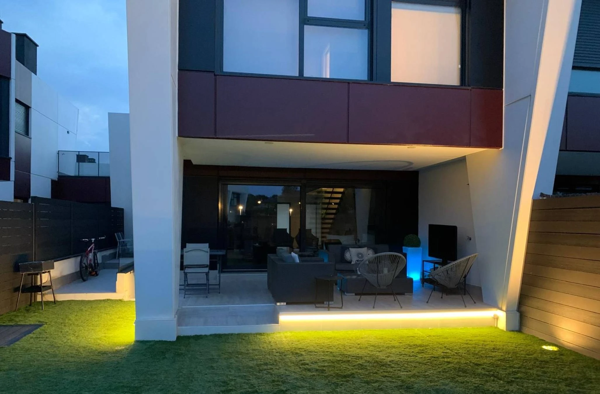 CHALET INDIVIDUAL CON PISCINA EN VALDEMORILLO