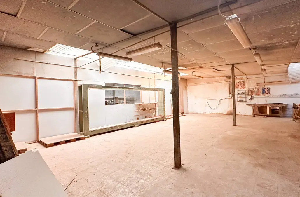 NAVE INDUSTRIAL EN VENTORRO DEL CANO